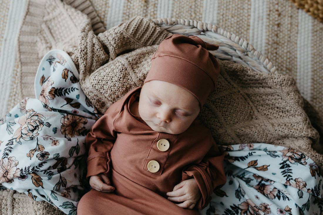 Cinnamon Newborn Knotted Gown