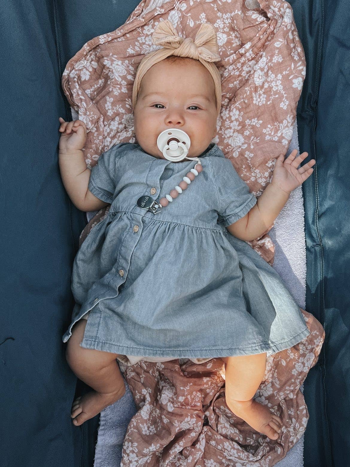 Ali & Oli Pacifier Clip Holder for Baby | Mini Lentil: Coconut