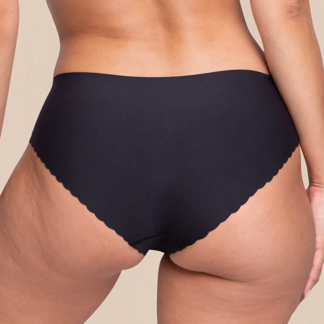Leak-Resistant Everyday Undies
