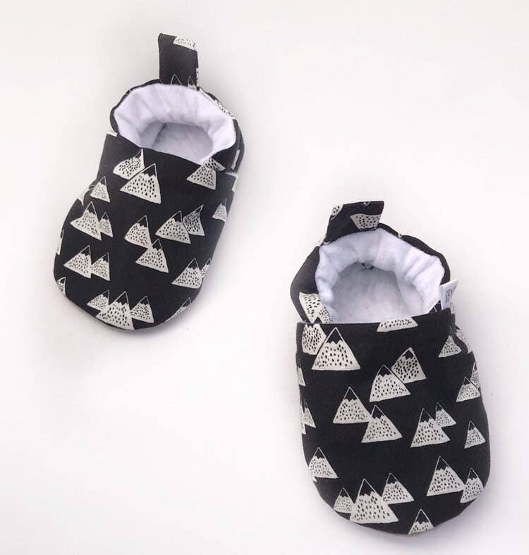 Mountain Baby Shoes: Gray Faux Suede / 3-6 Months