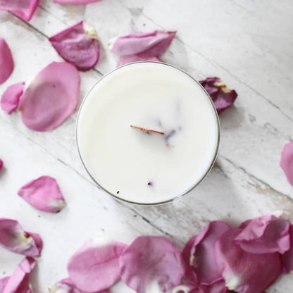 The 6th Scent Candle - Rose Petals Soy Candle