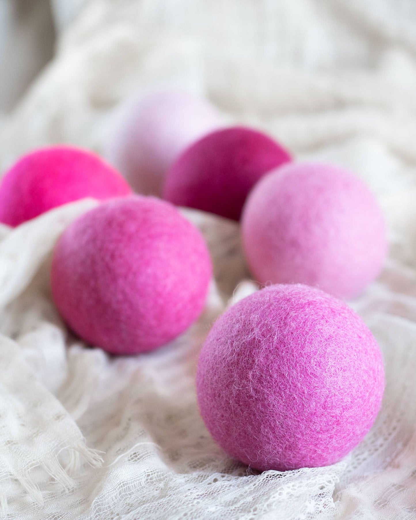 Friendsheep - Pink Valentine Barbie Eco Dryer Balls