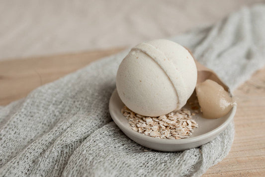 BelleRose Bath Company - Oatmeal Milk + Honey Bath Bombs