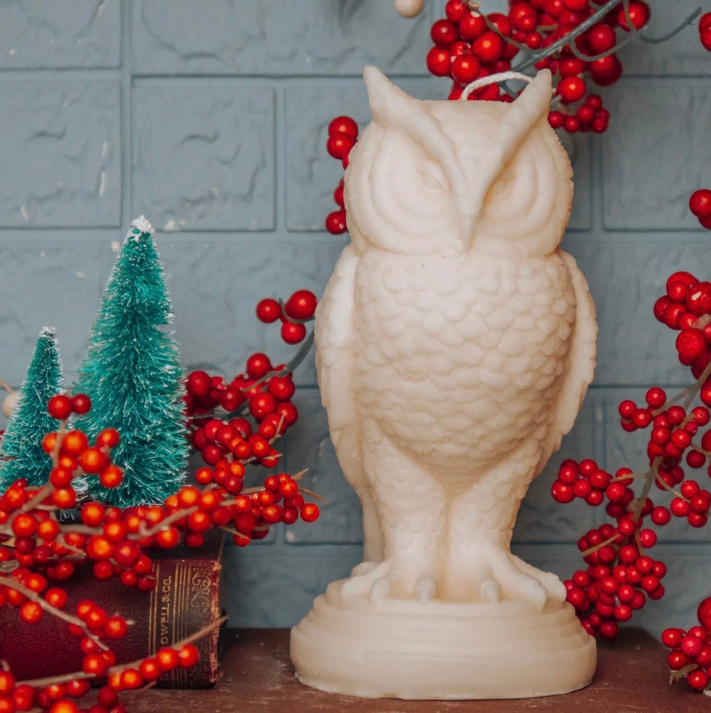 Snowy Owl Candle