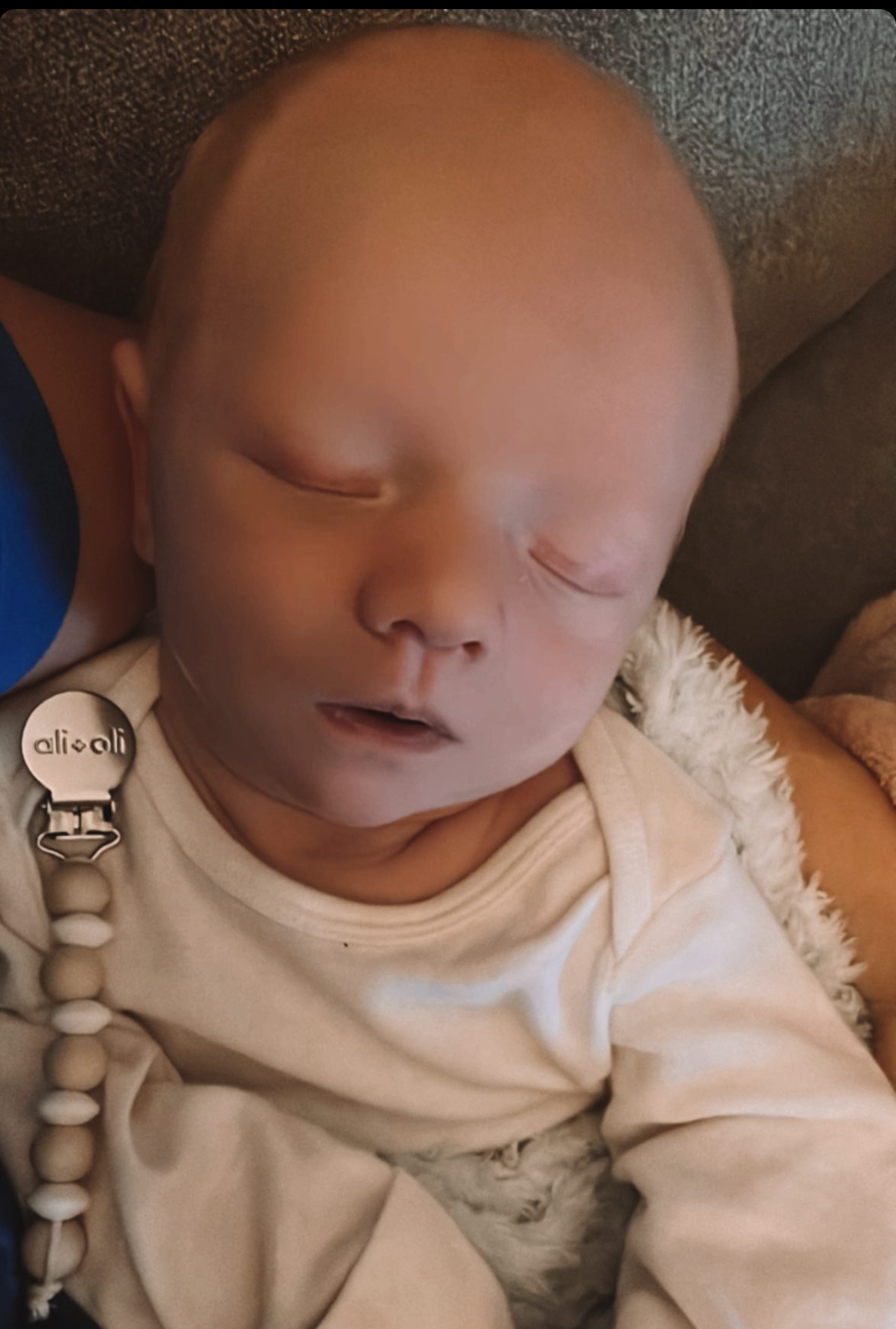 Ali & Oli Pacifier Clip Holder for Baby | Mini Lentil: Coconut