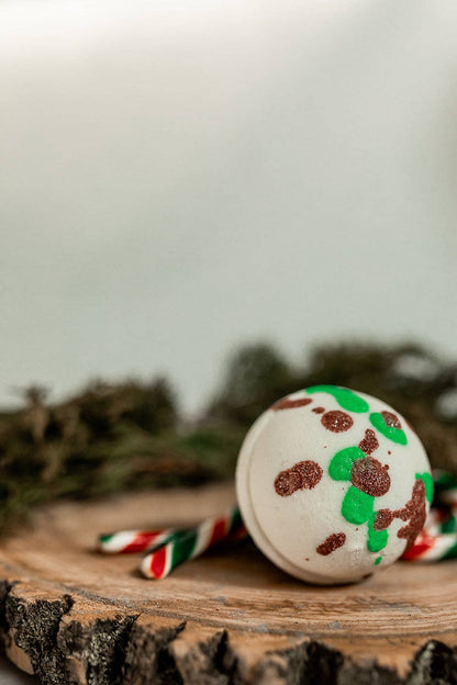 BelleRose Bath Company - Candy Cane Bath Bombs - Seasonal