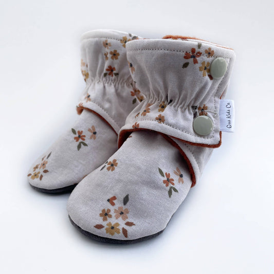 Gus Kids Dainty Floral Baby Boots: Gray Faux Suede / 0-3 Months